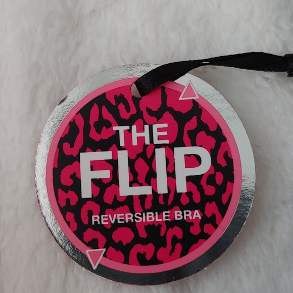 Victoria's Secret Reversible Bra & Hiphugger NWT - Picture 3 of 16